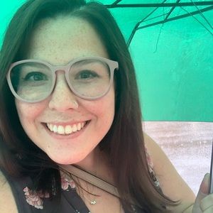 Meet your Posher, Ariella